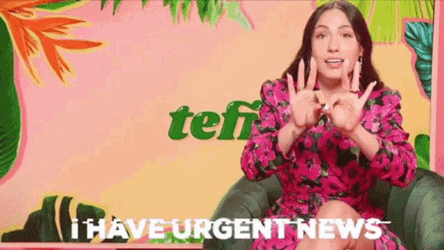 Tefi I Have Urgent News GIF - Tefi I Have Urgent News News To Tell GIFs