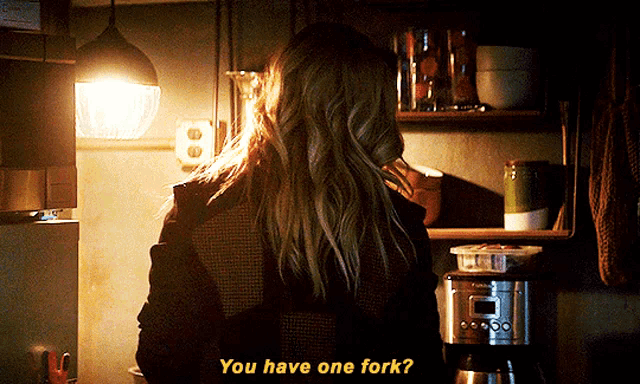 Hawkeye Yelena Belova GIF - Hawkeye Yelena Belova You Have One Fork GIFs