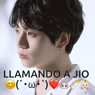 a picture of a young man with the words llamando a jio on the bottom