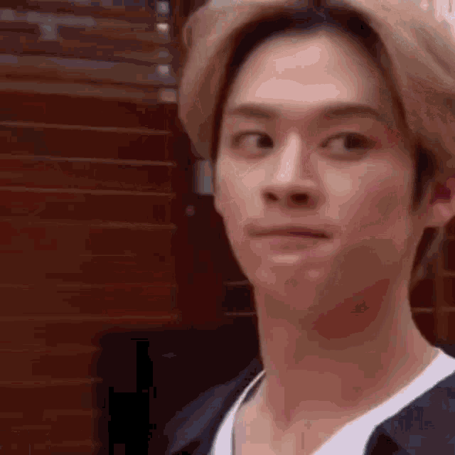 Lee Know Stray Kids GIF - Lee Know Stray Kids So Unserious GIFs
