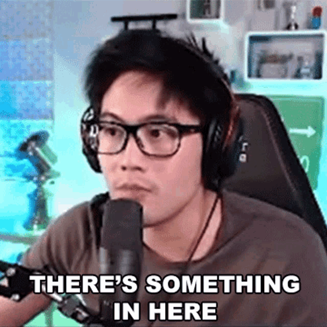 Theres Something In Here Ryan Higa GIF - Theres Something In Here Ryan Higa Higa Tv GIFs