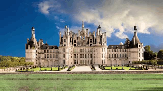 Chambord Castle GIF
