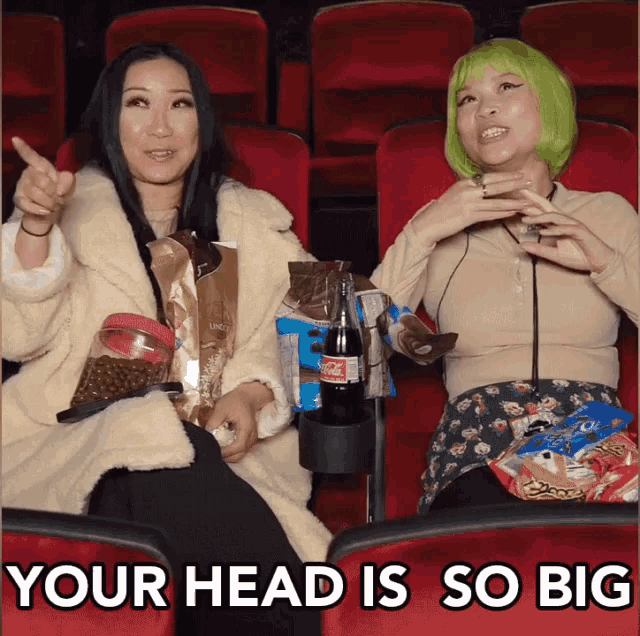 Your Head Is So Big Its So Big GIF - Your Head Is So Big Your Head Its So Big GIFs