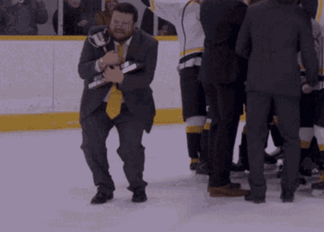 Letter Kenny Coach GIF - Letter Kenny Coach Cry GIFs