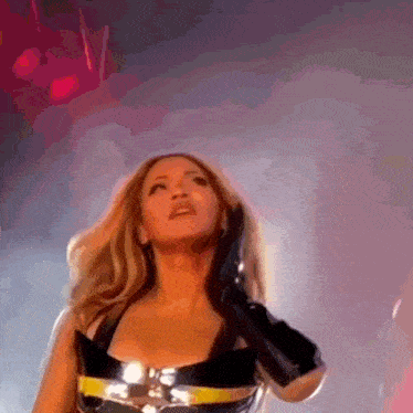 Floreyonce Beyonce GIF - Floreyonce Beyonce Yall Hear Sumn GIFs