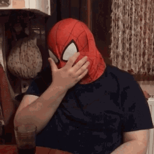 Sad Spiderman GIF - Sad Spiderman Sarışahin GIFs