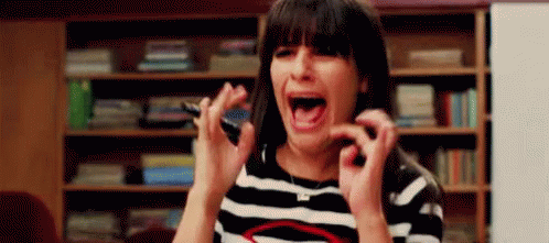 Scared GIF - Glee Lea Michele Rachel Berry GIFs