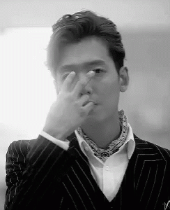 Watch Out My Eyes On You GIF - Watch Out My Eyes On You Jung Kyung Ho GIFs