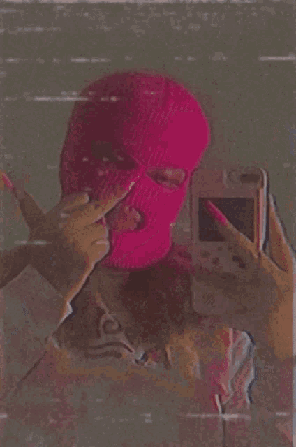 Itsmaliaa Pink GIF - Itsmaliaa Pink Skimask GIFs