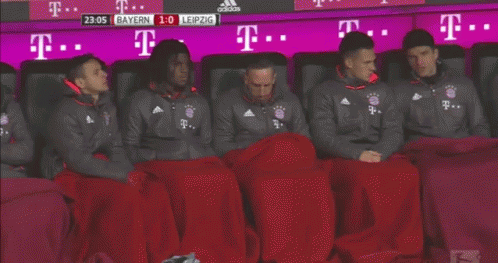 Waiting GIF - Fc Bayern Soccer Futbol GIFs