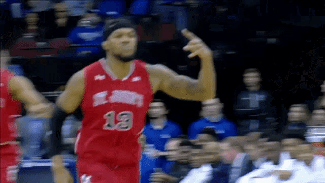 a basketball player wearing a jersey with the number 19 on it