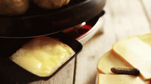 Raclette GIF - Raclette Fromage Formage Fondu GIFs