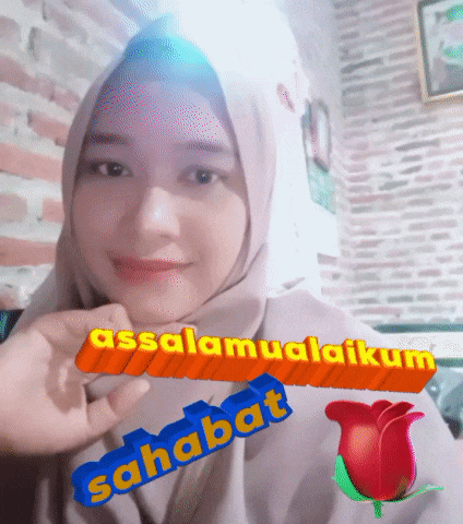 a woman wearing a hijab with the words assalamualaikum sahabat written on it