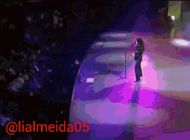 Lucero Performance GIF - Lucero Performance Stage GIFs