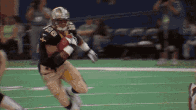 a football player with the number 86 on their jersey