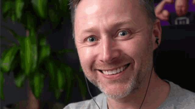 Limmy Smile GIF - Limmy Smile Baby Blues GIFs