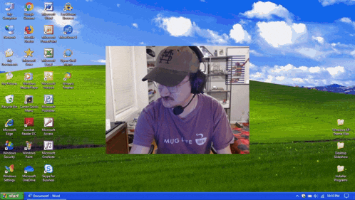 a computer screen shows a man wearing a hat and a shirt that says " mug + te "