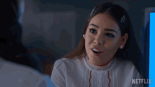 Hola Lucrecia Montesinos Hendrich GIF