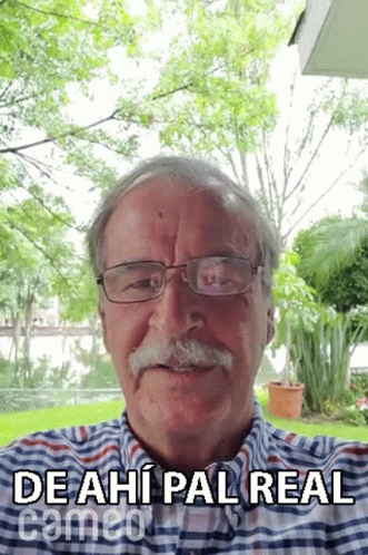 De Ahi Pal Real Vicente Fox Quesada GIF - De Ahi Pal Real Vicente Fox Quesada Cameo GIFs