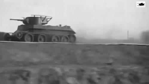 Bt7 Tank GIF - Bt7 Tank Tank Jump GIFs