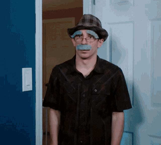 Let Me See Anthony Mennella GIF - Let Me See Anthony Mennella Culter35 GIFs