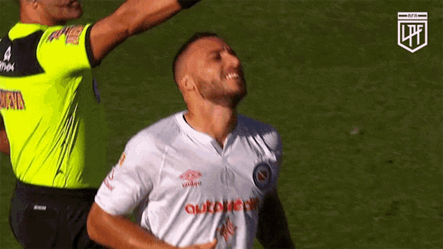 a soccer player wearing a jersey that says lpfl