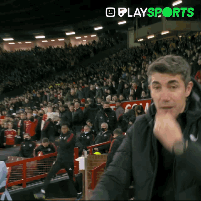 Coach Manager GIF - Coach Manager Kiss GIFs