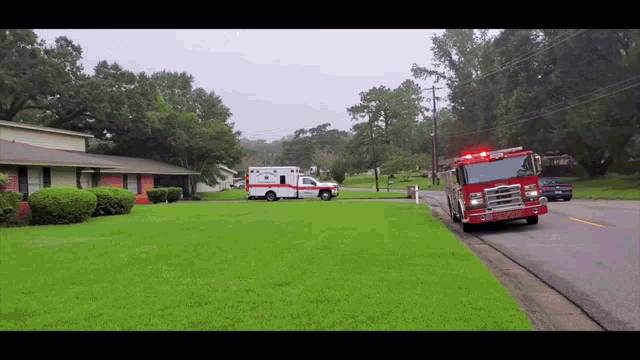 Emergency Response Ambulance GIF - Emergency Response Ambulance Fire Truck GIFs