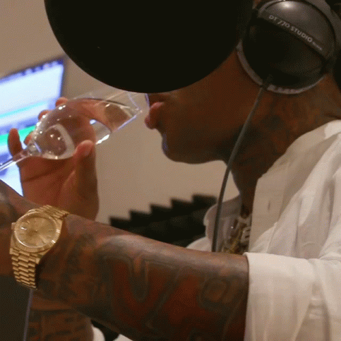 Drinking Water Kevin Gates GIF - Drinking Water Kevin Gates Cartel Swag Song GIFs