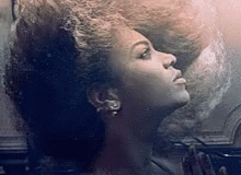 Beyonce Submerged GIF - Beyonce Submerged Underwater GIFs