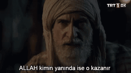 a man with a beard and a turban says allah kimin yannda ise o kazanir