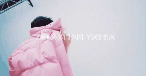 Sebastián Yatra GIF - Sebastián Yatra Dharma GIFs