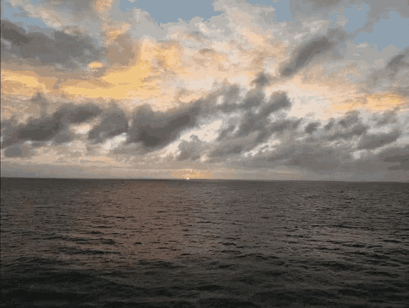 Sunrise Ocean GIF - Sunrise Ocean Cruising GIFs
