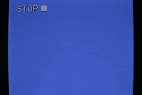 a blue box with the word stop on it