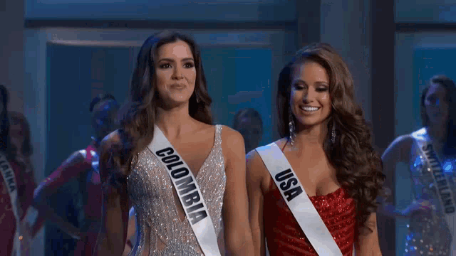 Paulina Vega Miss Universe GIF - Paulina Vega Miss Universe Miss Universe2014 GIFs