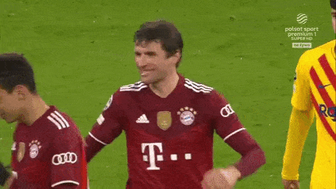 Jamal Musiala Thomas Muller GIF - Jamal Musiala Thomas Muller Fc Bayern GIFs