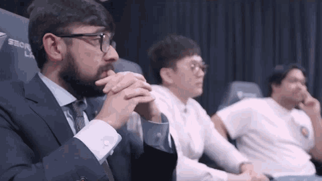 Watching Anand Agarwal GIF - Watching Anand Agarwal Flyquest GIFs