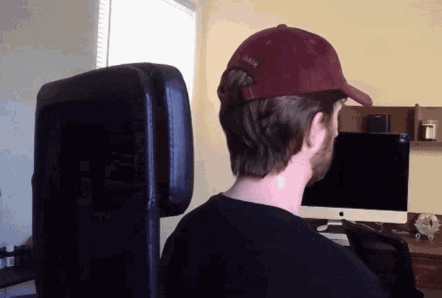 H3h3productions Ian GIF - H3h3productions H3 H3h3 GIFs