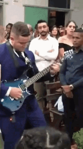 Famous Toin GIF - Famous Toin Guitar GIFs