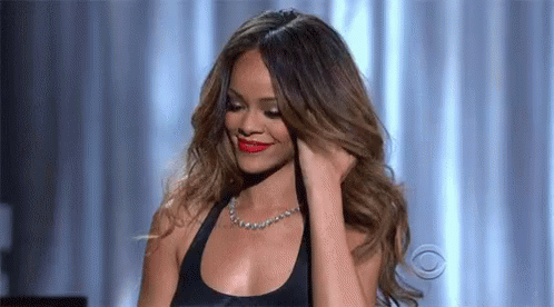Rihanna Grammys GIF - Rihanna Grammys Rainha Queen GIFs