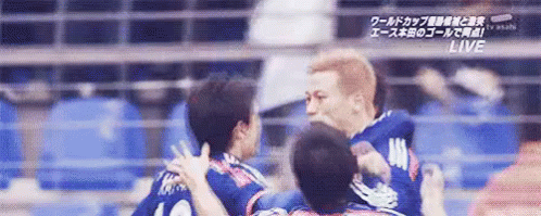 Yuto Nagatomo GIF - Yuto Nagatomo Soccer Keisuke Honda GIFs