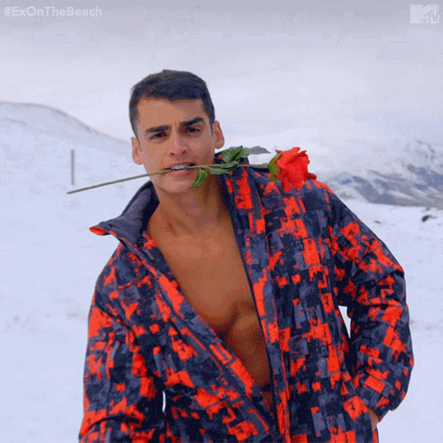 Flowers For You Carlos Chavez GIF - Flowers For You Carlos Chavez Ex On The Beach GIFs