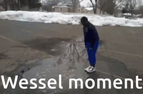 Wessel Moment GIF - Wessel Moment Dumb GIFs