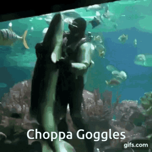 Choppa Mald Dancing GIF - Choppa Mald Dancing Underwater GIFs