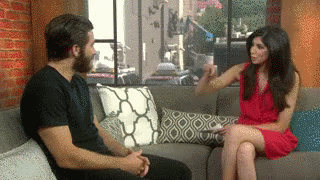 Jake Gyllenhaal Interview GIF - Jake Gyllenhaal Interview Couch GIFs