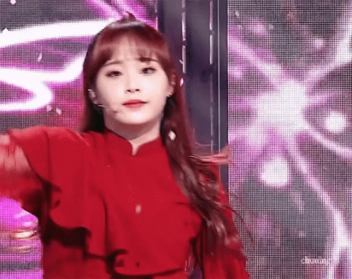 Loona Butterfly GIF - Loona Butterfly Chuu GIFs