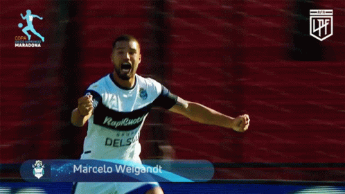 Running Marcelo Weigandt GIF - Running Marcelo Weigandt Liga Profesional De Fútbol De La Afa GIFs