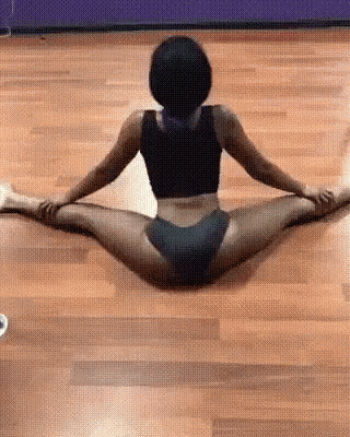 Butt Dance Wiggle GIF - Butt Dance Wiggle Expectation Vs Reality GIFs