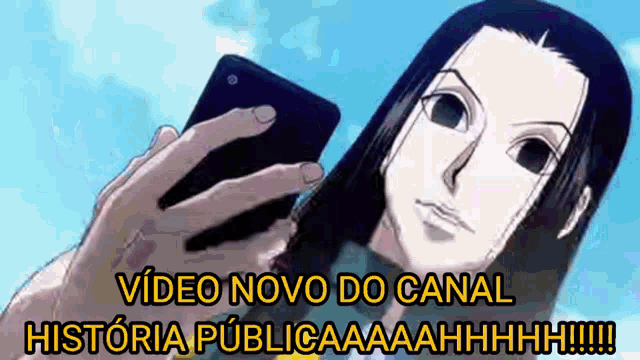 a cartoon of a woman holding a cell phone with the caption video novo do canal historia publica