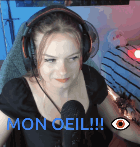 Monoeil Oeil GIF - Monoeil Oeil Lili45 GIFs